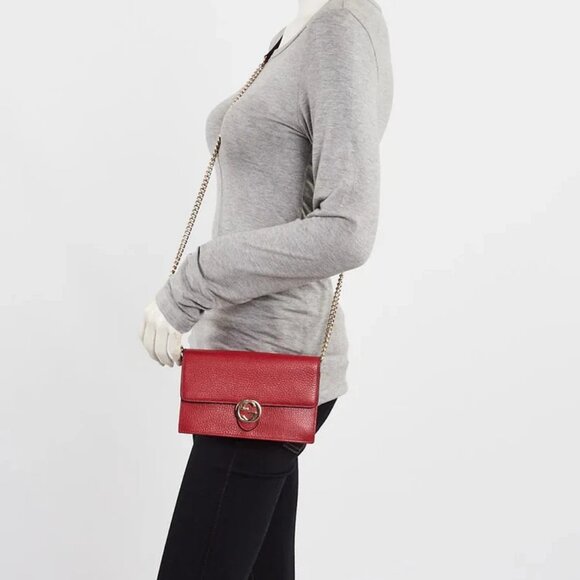 Gucci Red Leather Interlocking G Wallet On Chain Clutch Bag - Picture 2 of 10